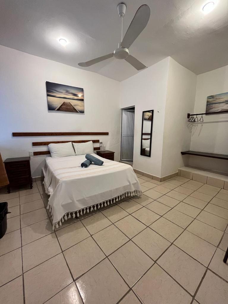 פוארטו אסקונדידו Casa Piedra Parada מראה חיצוני תמונה